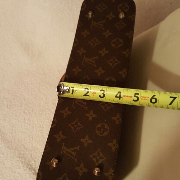 Louis Vutton Tote Handbag - Picture 7 of 8